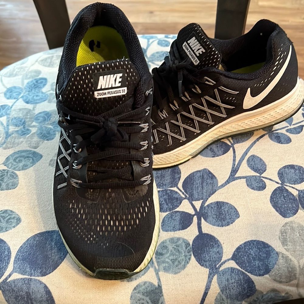 Women's Air Zoom Pegasus 32 Pure Platinum Running Shoe